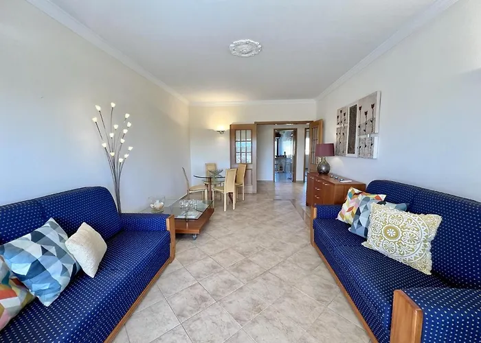 Albufeira Valley 1 With Pool By Homing
